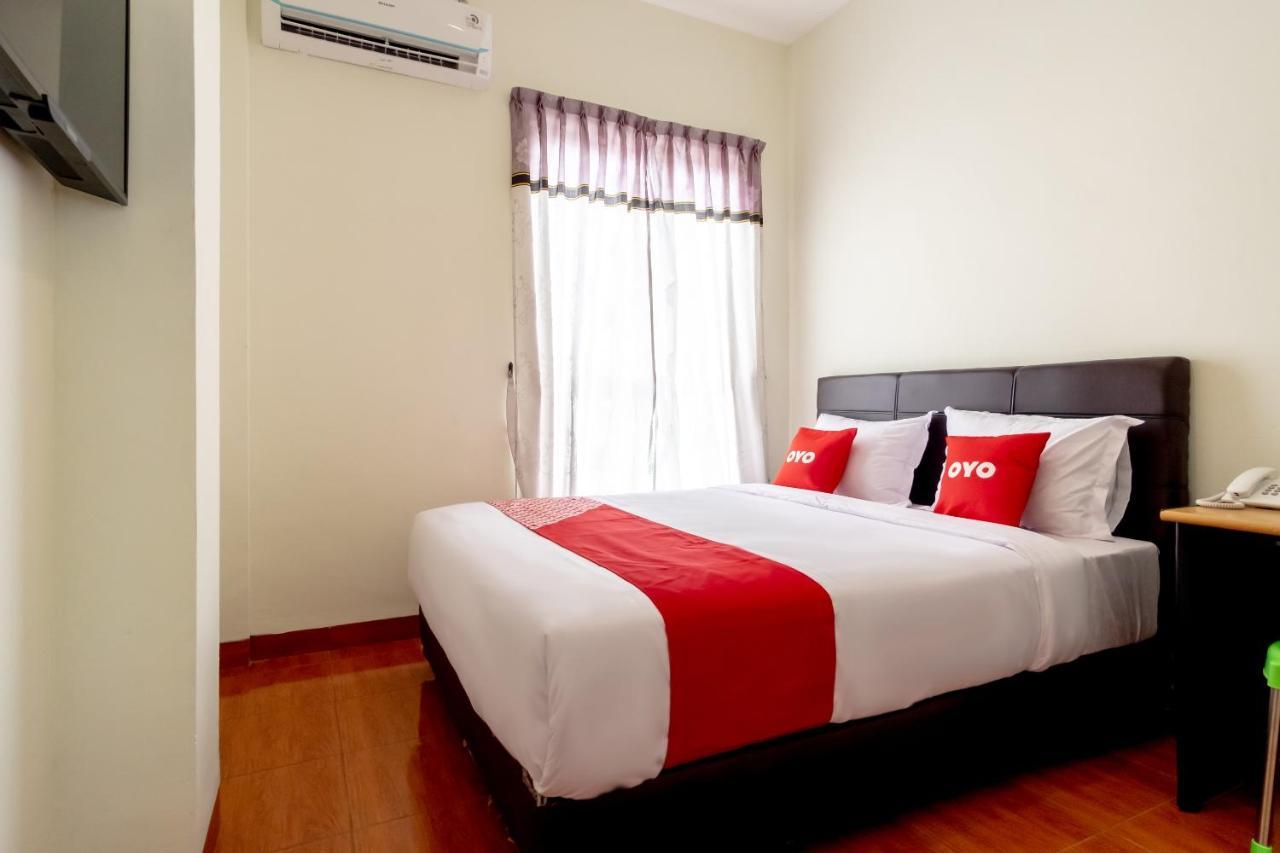 Oyo 1940 Cendana Homestay Syariah Medan Exterior foto